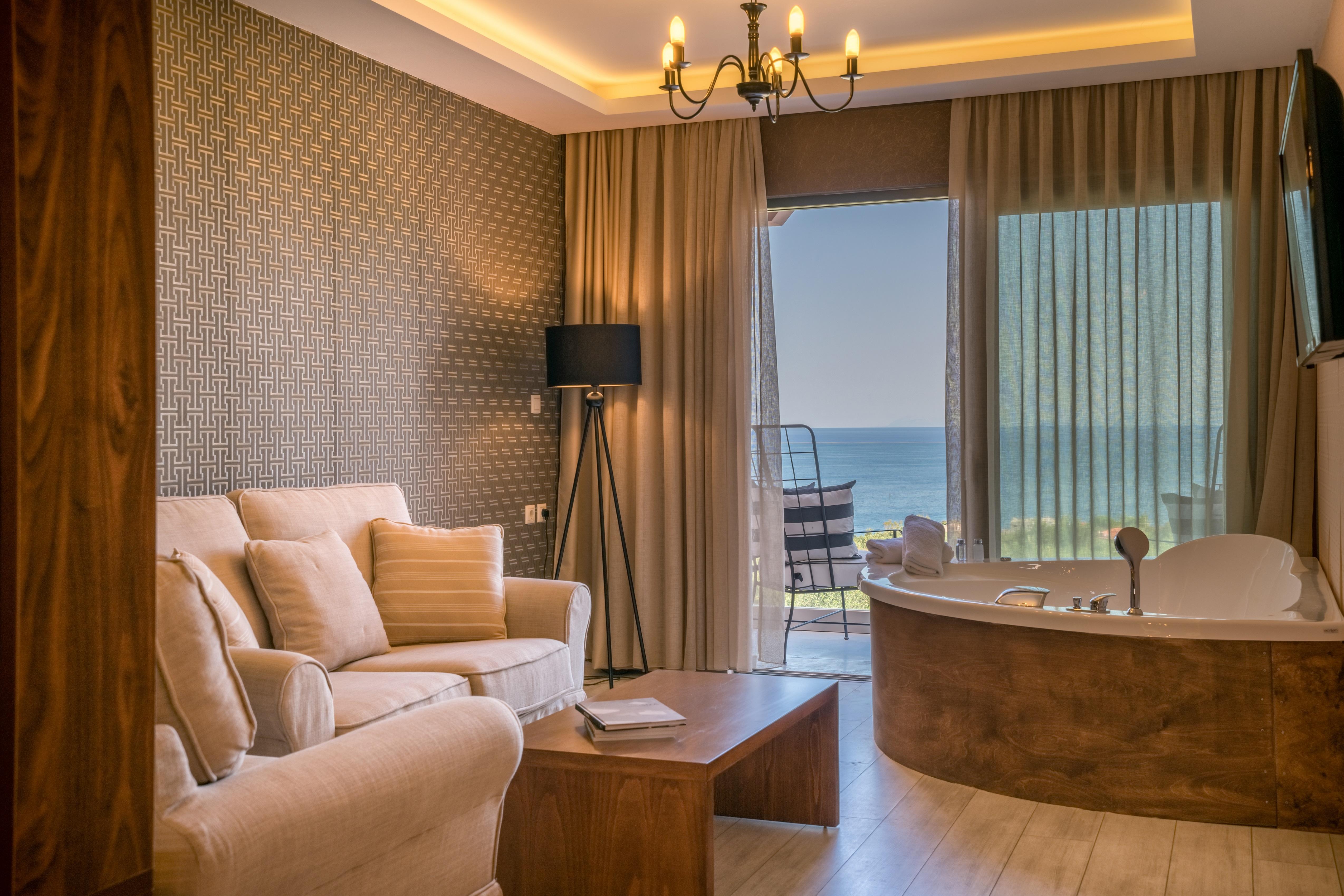 Elegance Luxury Executive Suites - Adults Only Tragaki Luaran gambar