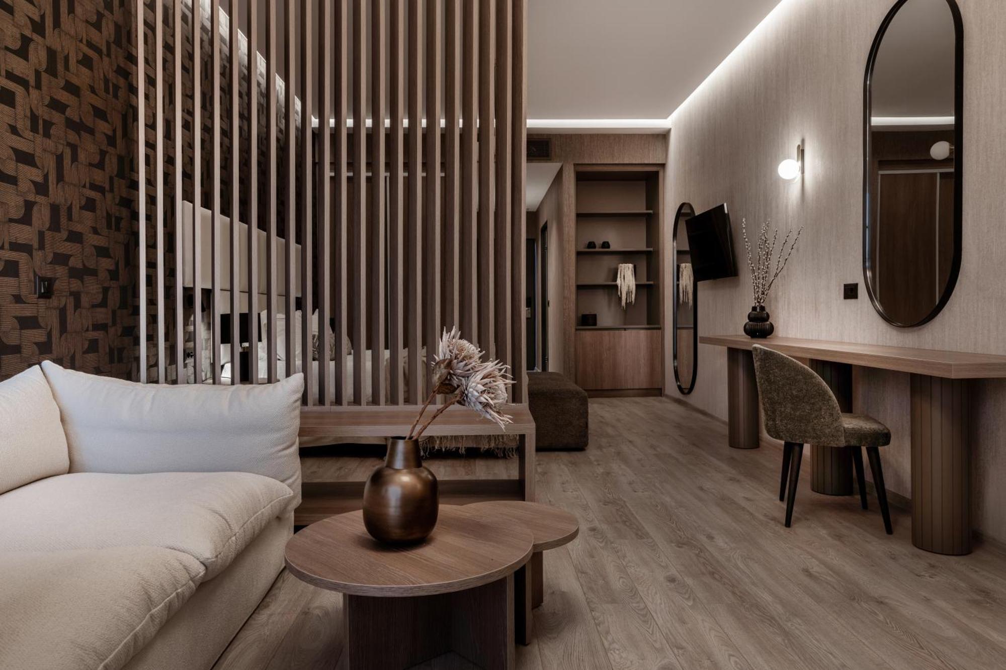 Elegance Luxury Executive Suites - Adults Only Tragaki Luaran gambar
