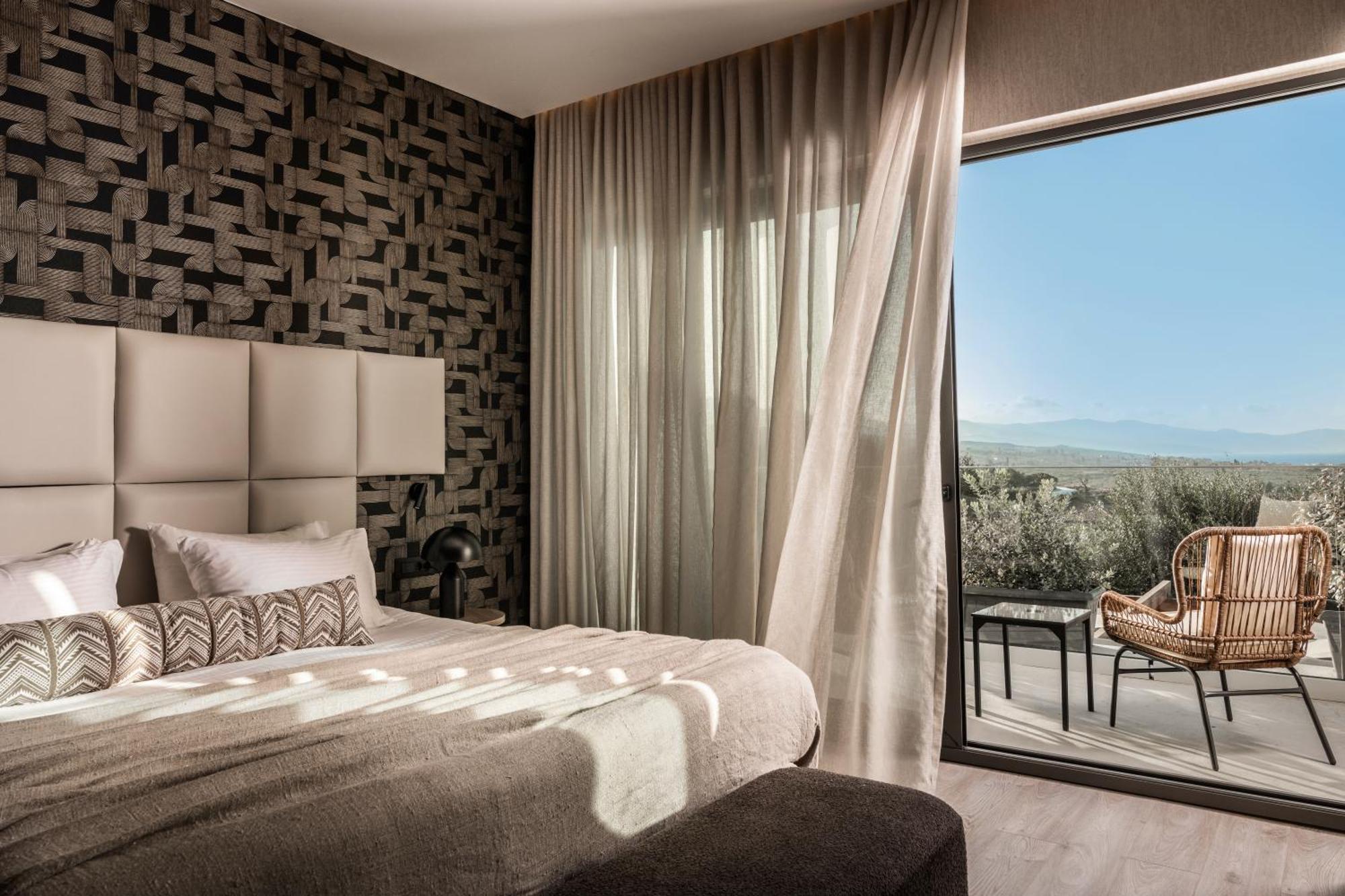 Elegance Luxury Executive Suites - Adults Only Tragaki Luaran gambar